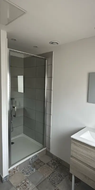 photo de la salle de bain de l'appartement en location