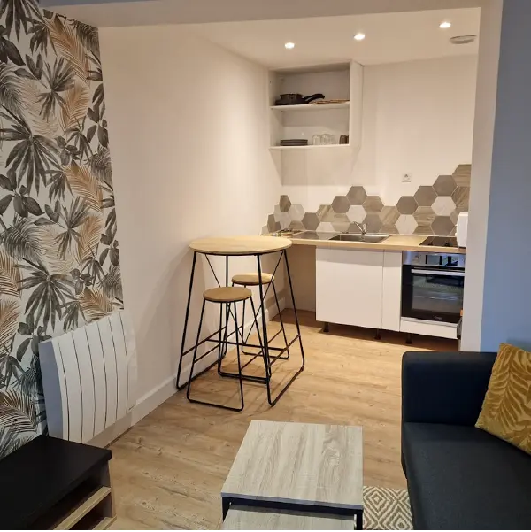 photo d'une réalisations de travaux rénovation complète d'un appartement située à Vire dans le calvados (Normandie)